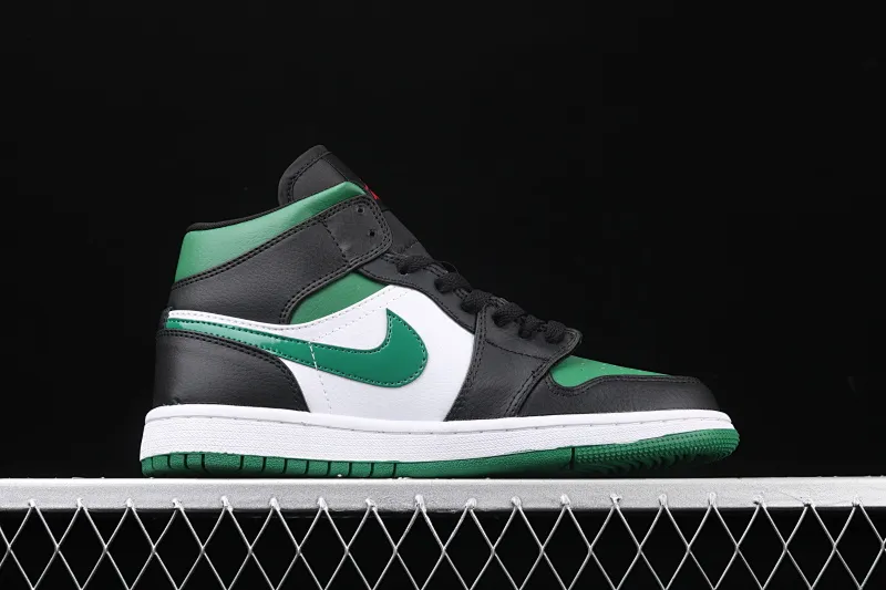 All categories Air Jordan Jordan series basketball shoes Air Jordan 1 Mid Air Jordan 1 Mid AJ1 Joe 1 mid-top black and white green basketball shoes 554724-067